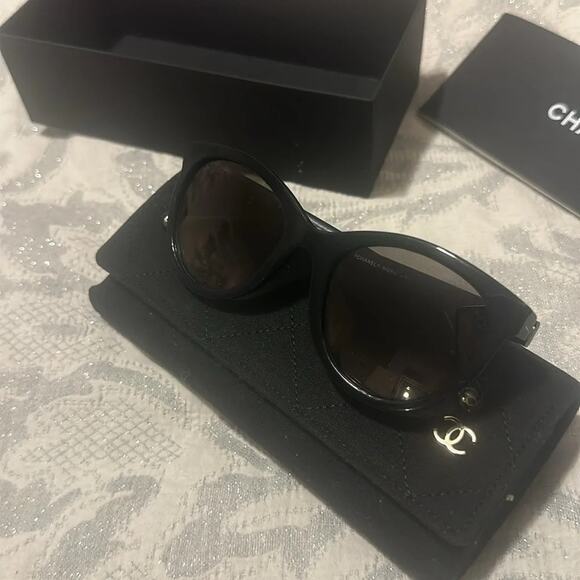 NWT Chanel‎ Black Pantos Sunglasses